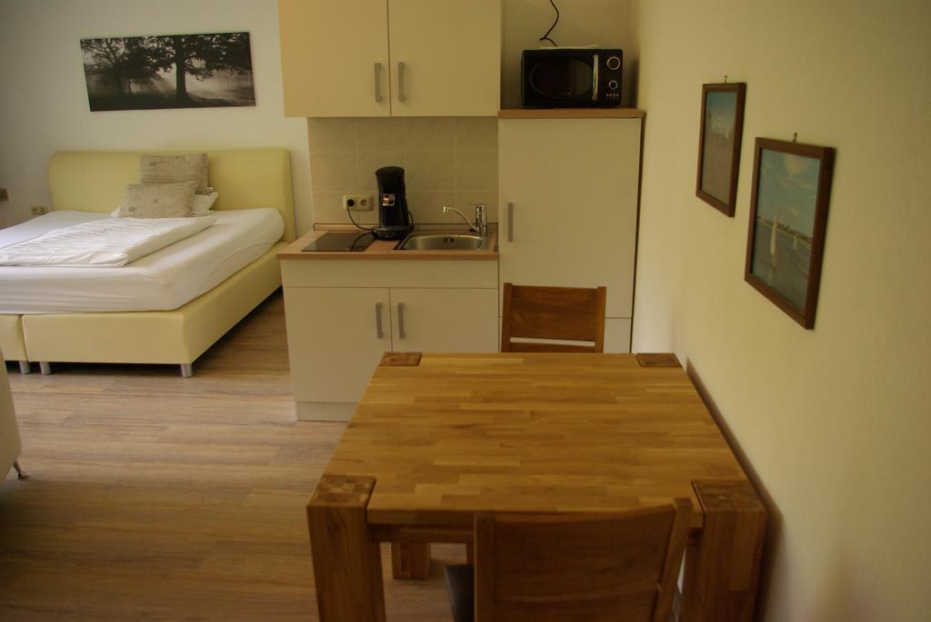 Gaestehaus Schewe Ahnsen ภายนอก รูปภาพ