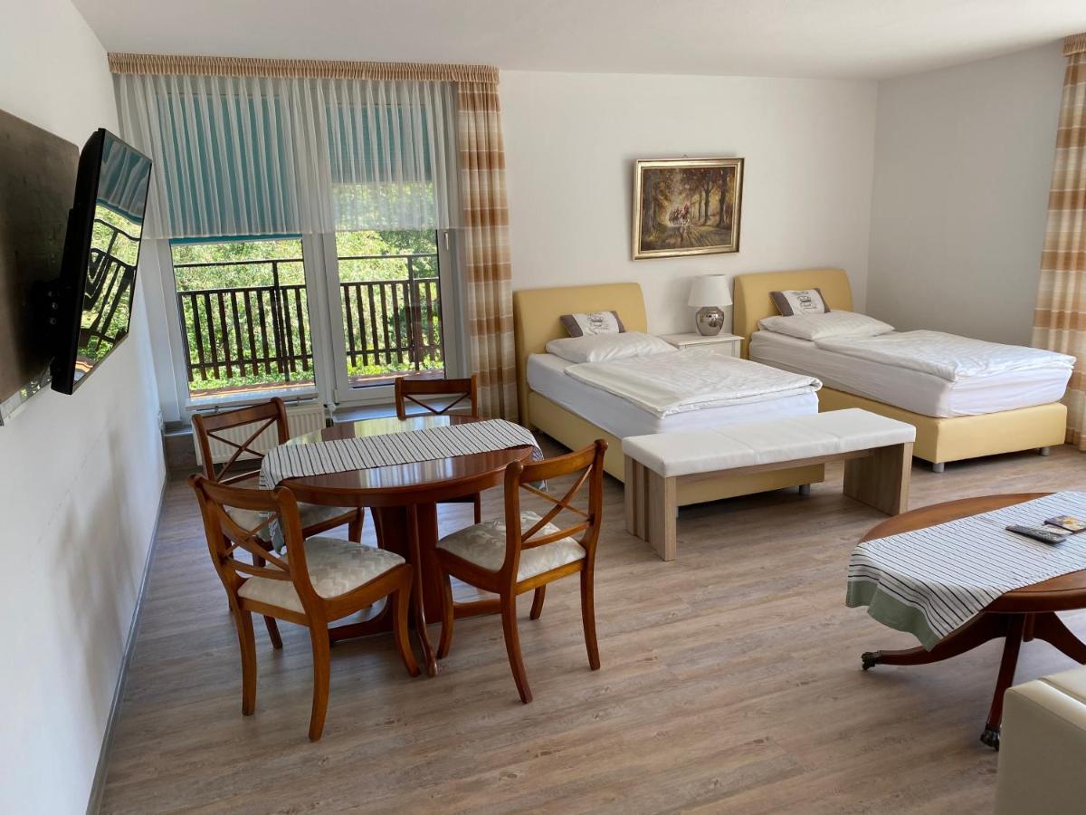 Gaestehaus Schewe Ahnsen ภายนอก รูปภาพ